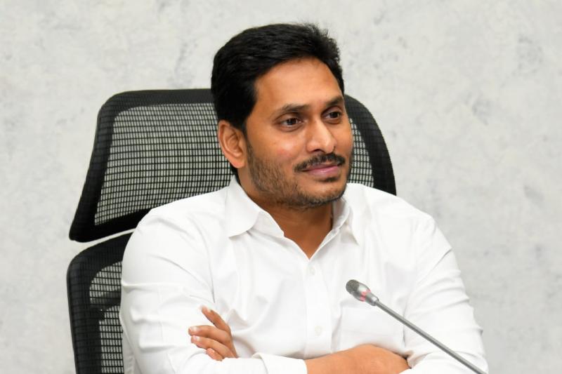 AP Govt Extends YSR Aarogyasri Benefits To All 13 Districts Of Andhra ...